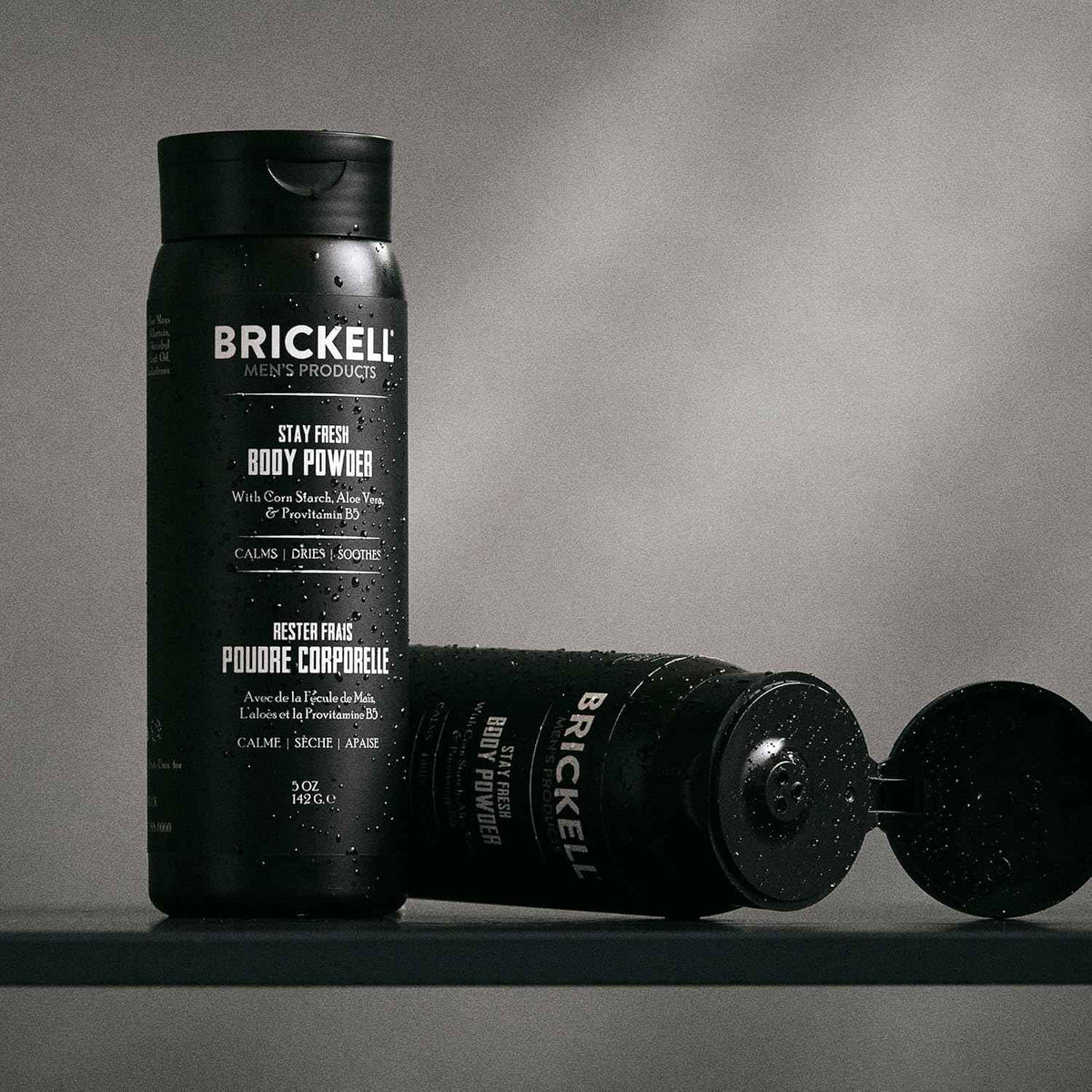 Brickell Men's Products Stay Fresh Body Powder for Men, Talc-Free, Absorbs Sweat, Keeps Skin Dry, with Aloe, Pro-Vitamin B5, and Corn Starch, 5 oz, Scented